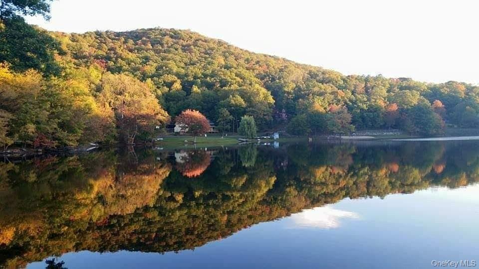 47 Mountainview Dr., Tomkins Cove, NY 10986