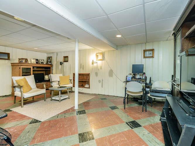 779 Summer Avenue, Uniondale, NY 11553