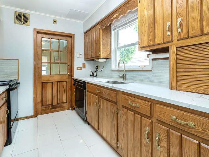 779 Summer Avenue, Uniondale, NY 11553