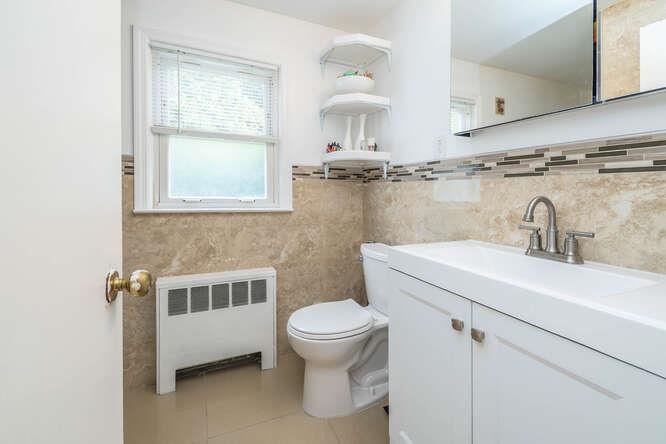 779 Summer Avenue, Uniondale, NY 11553