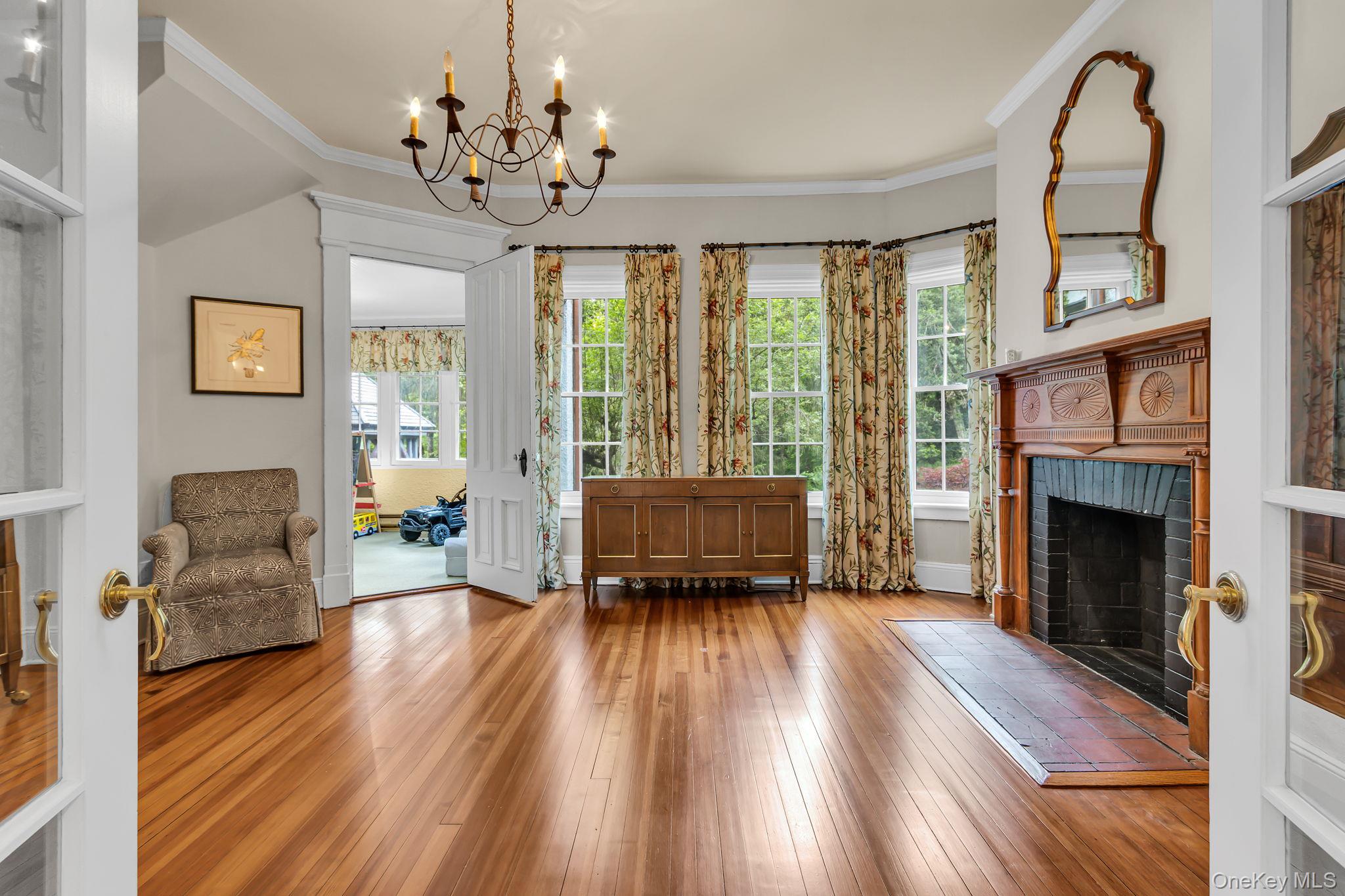 77 Haights Cross Road, Chappaqua, NY 10514