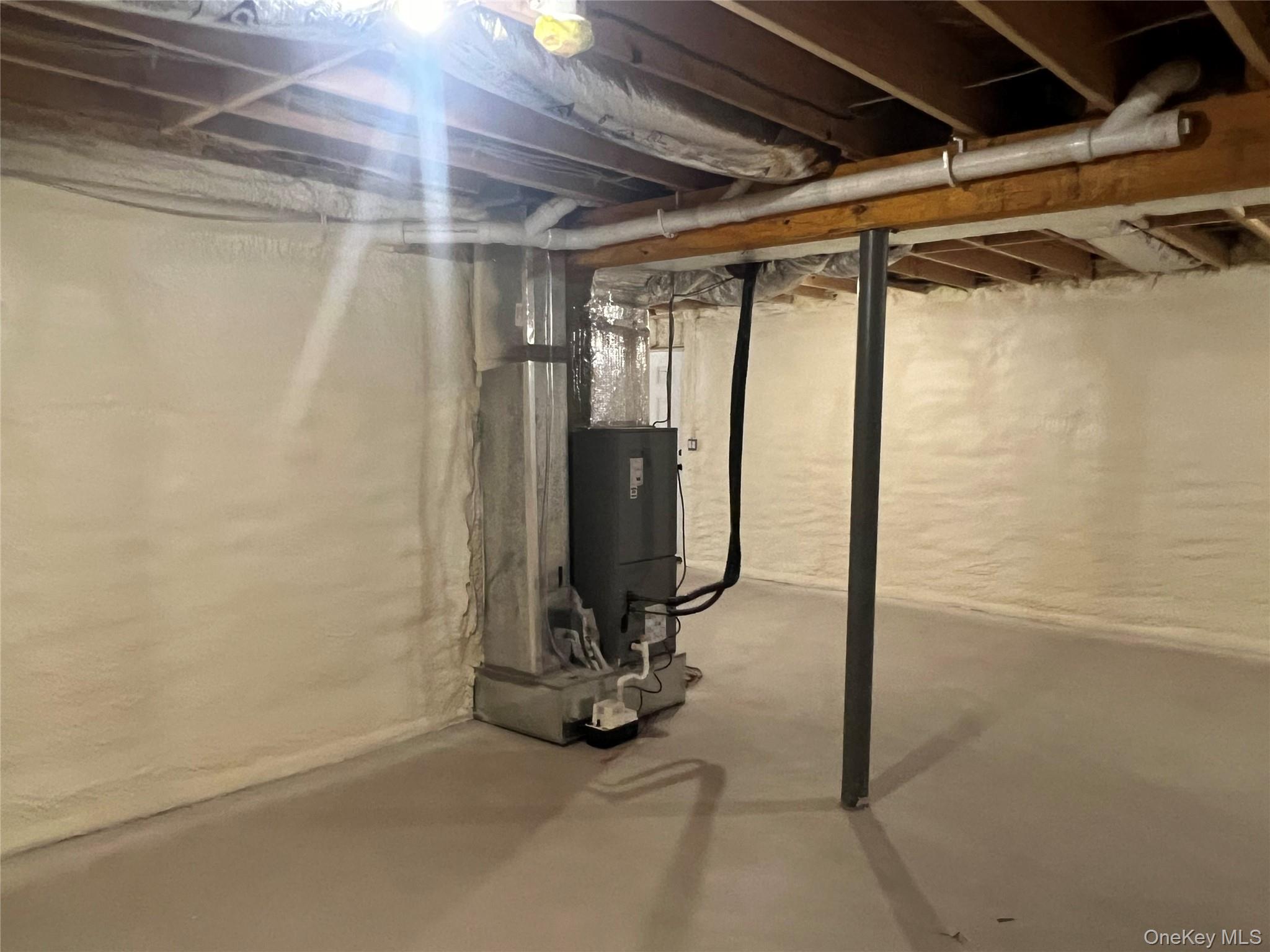 130 Center Street, Holbrook, NY 11741