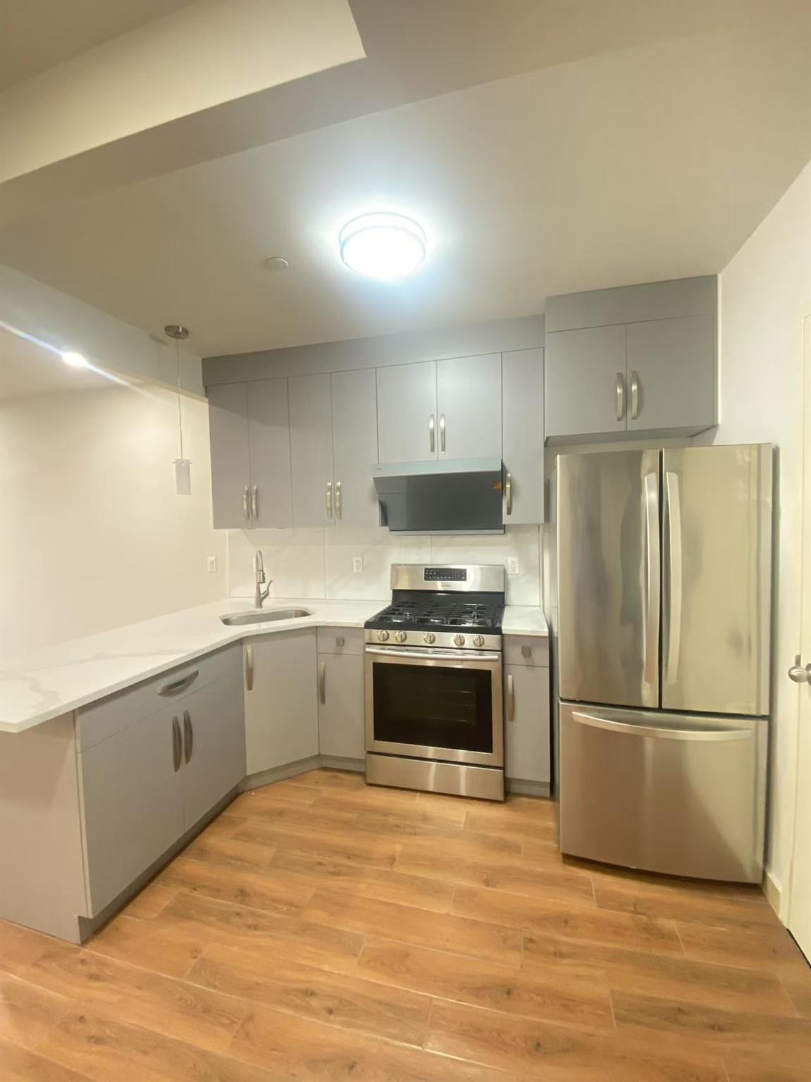 42-22 Crescent Street # 3B, Long Island City, NY 11101