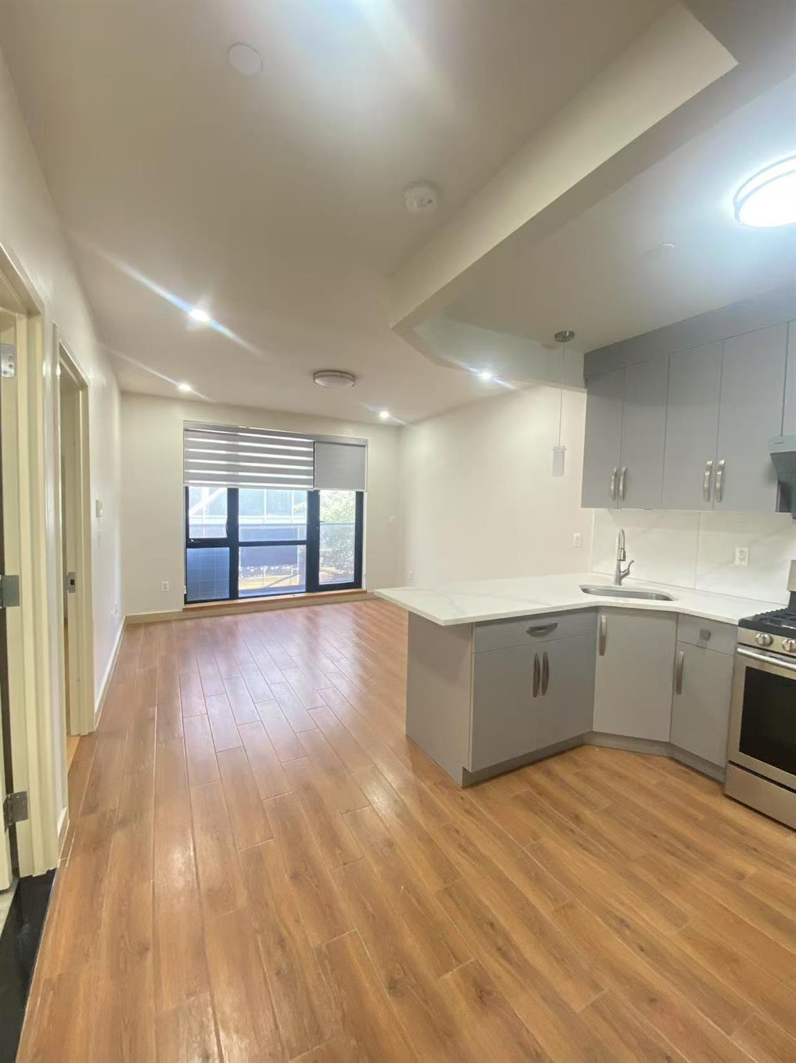 42-22 Crescent Street # 3B, Long Island City, NY 11101