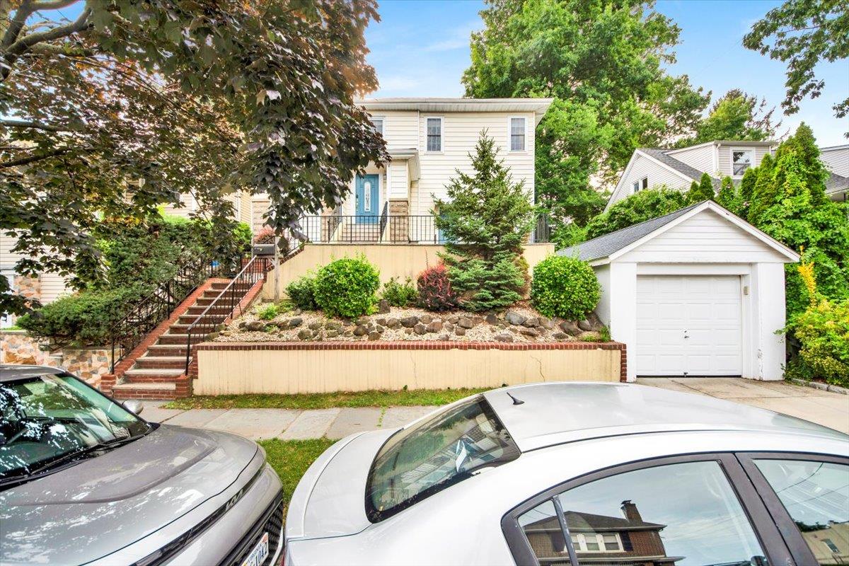 73 Sterling Avenue, Yonkers, NY 10704