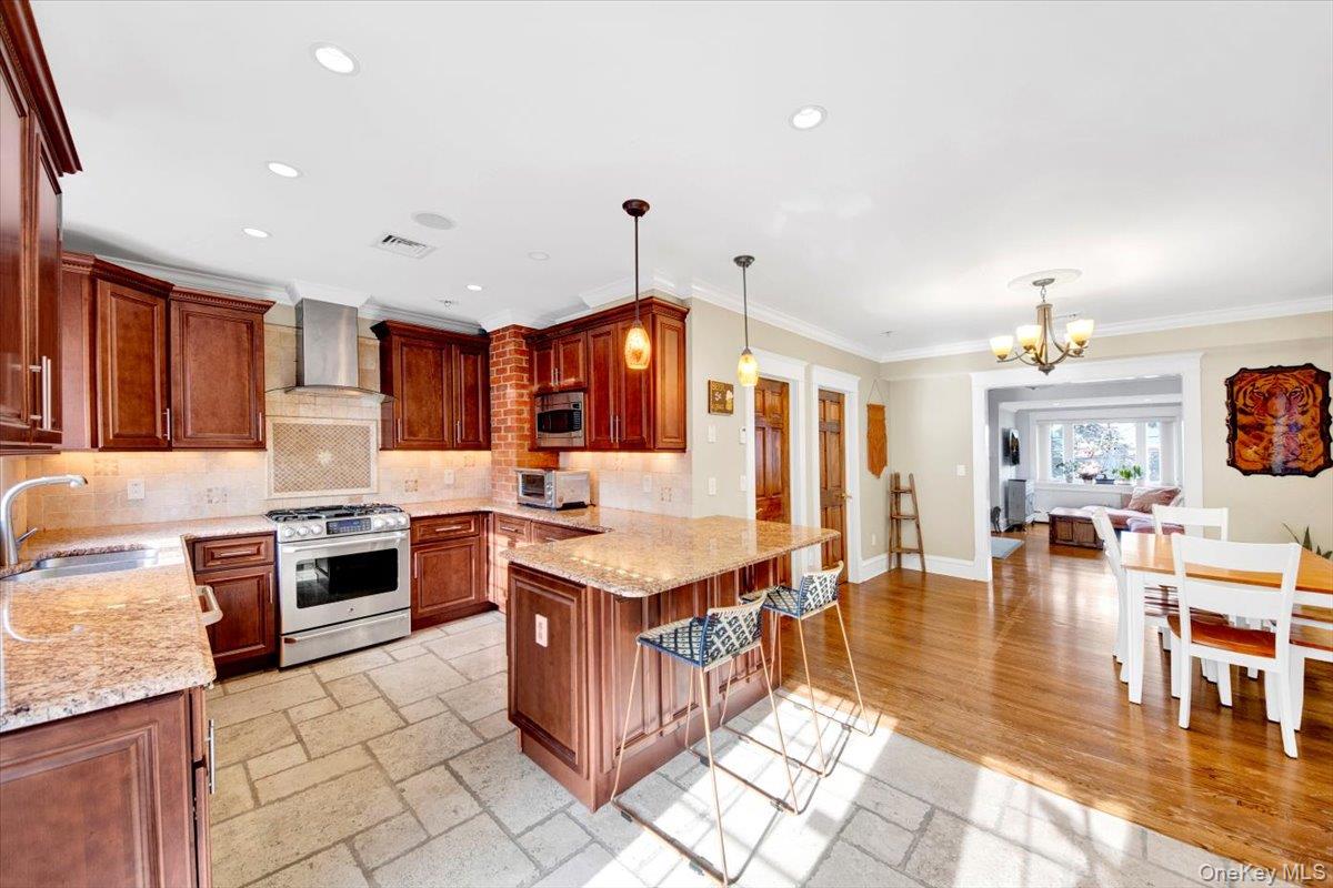 73 Sterling Avenue, Yonkers, NY 10704