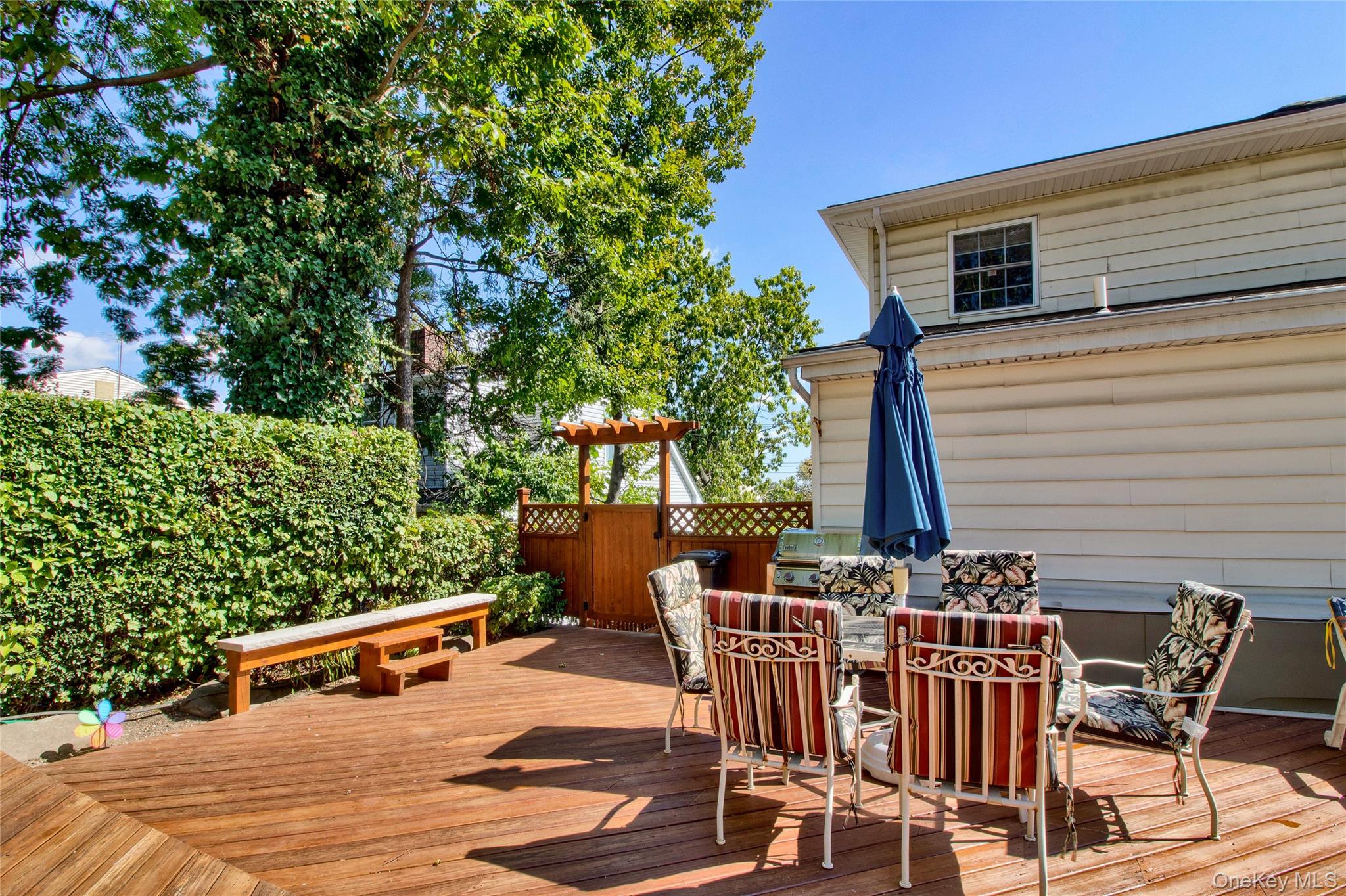 73 Sterling Avenue, Yonkers, NY 10704