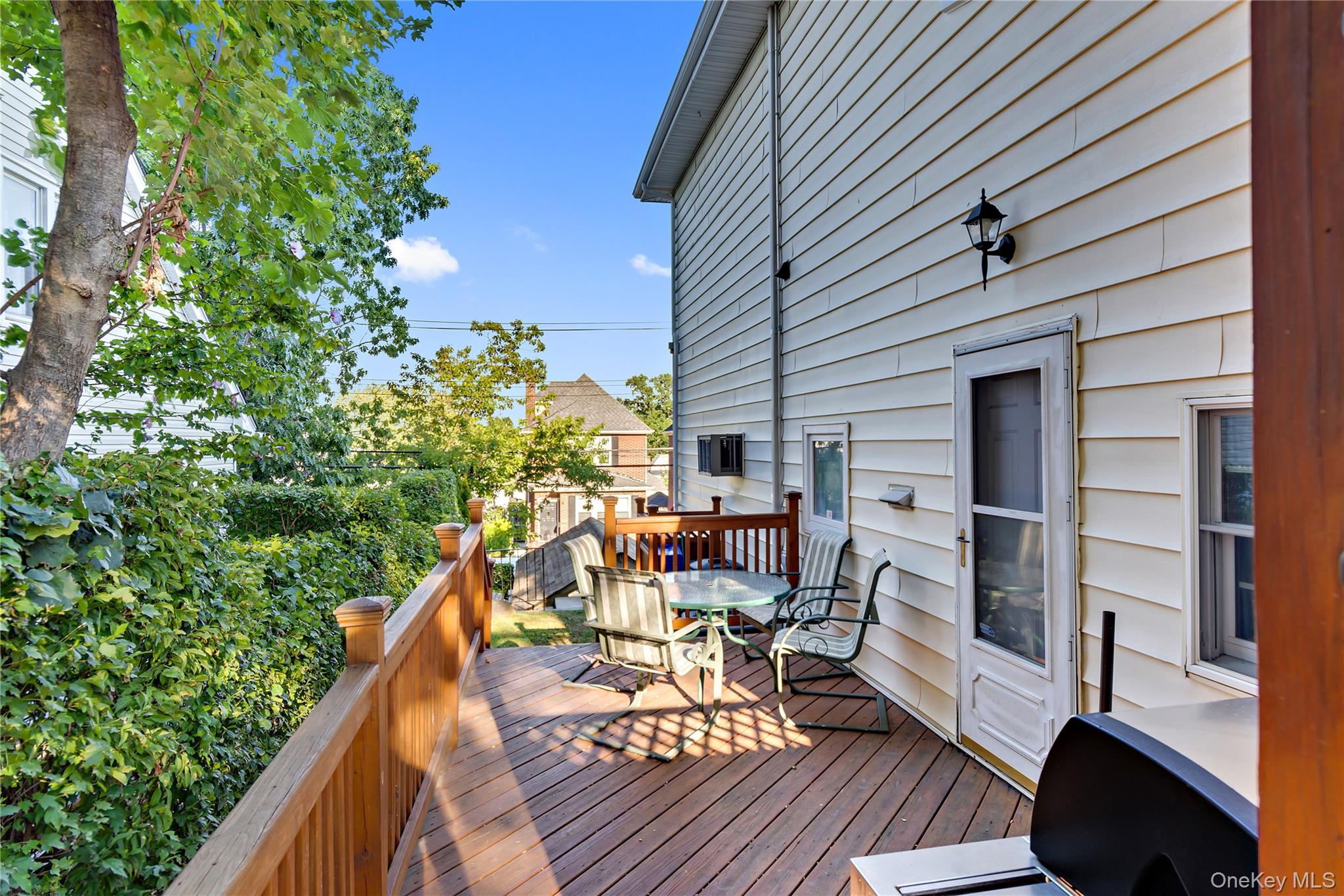 73 Sterling Avenue, Yonkers, NY 10704