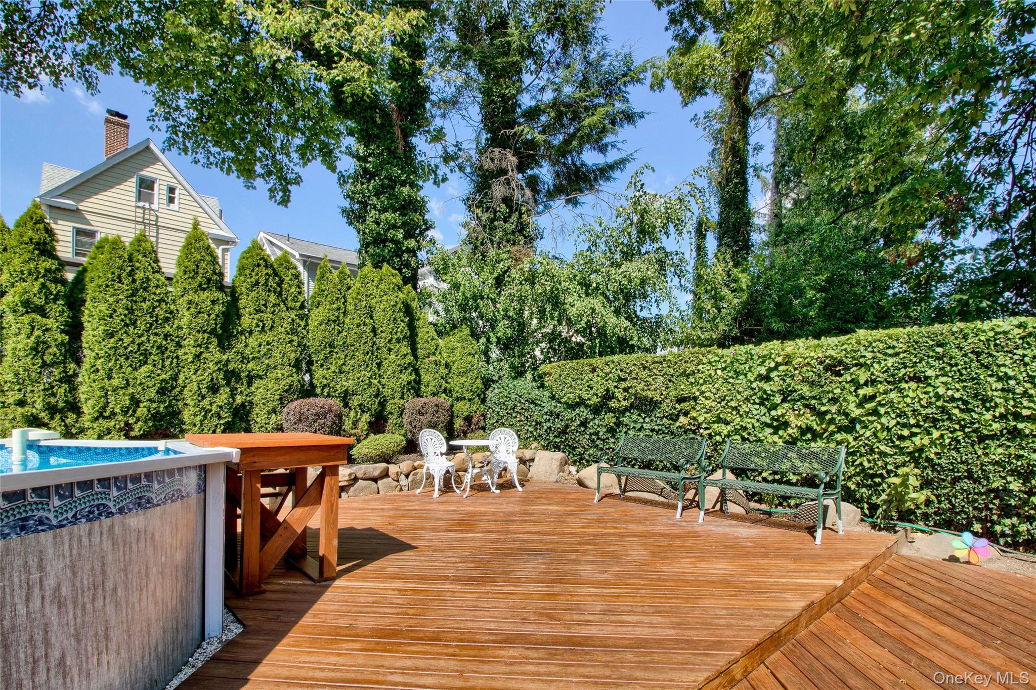 73 Sterling Avenue, Yonkers, NY 10704