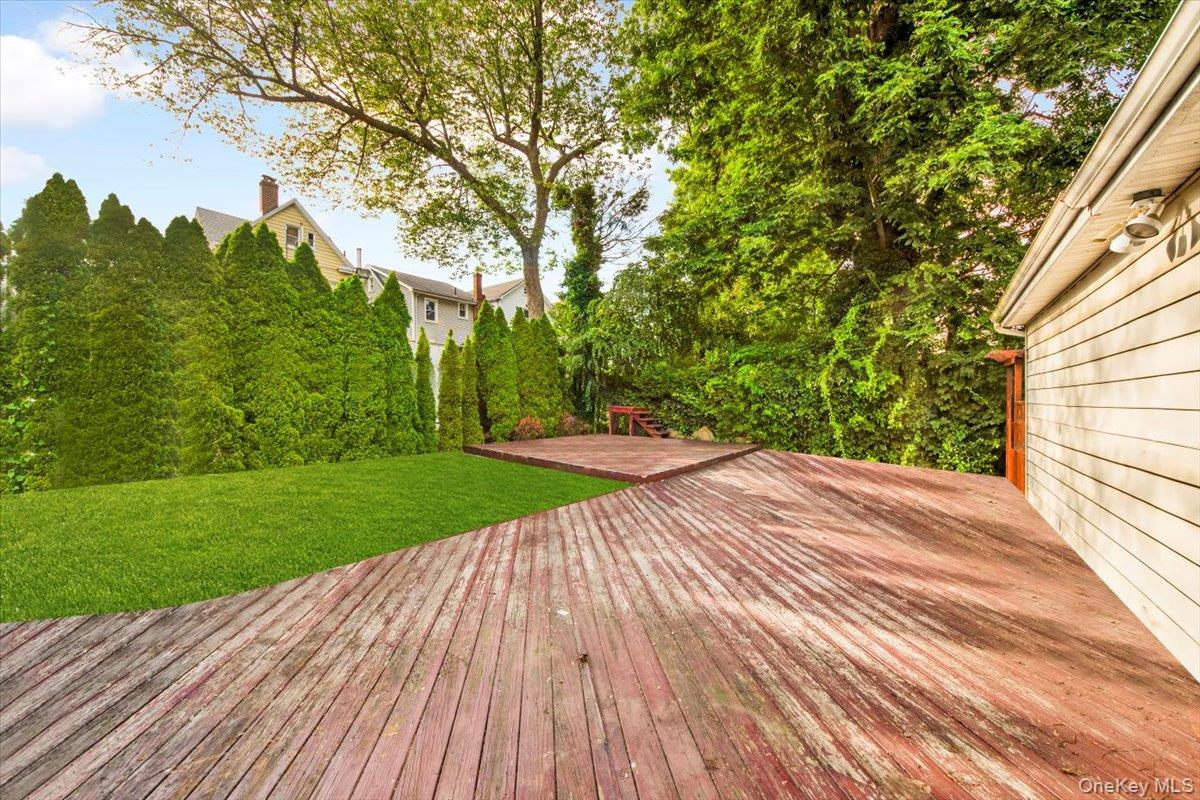 73 Sterling Avenue, Yonkers, NY 10704