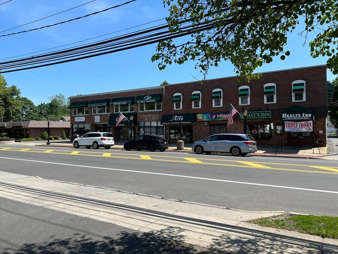 52 Broadway, Greenlawn, NY 11740