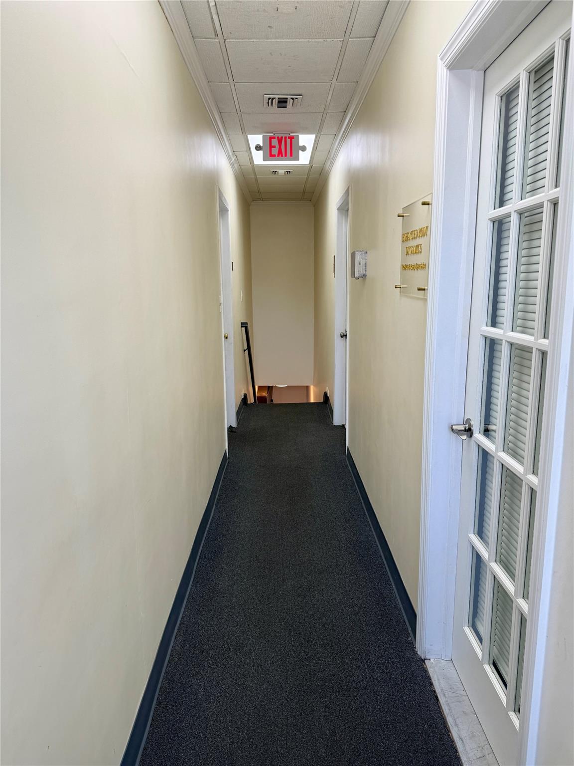 44 Atlantic Avenue # 2R, Lynbrook, NY 11563