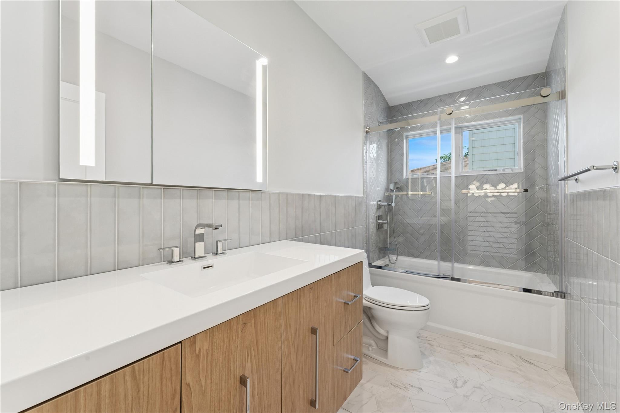 141 Flamingo Street, Atlantic Beach, NY 11509