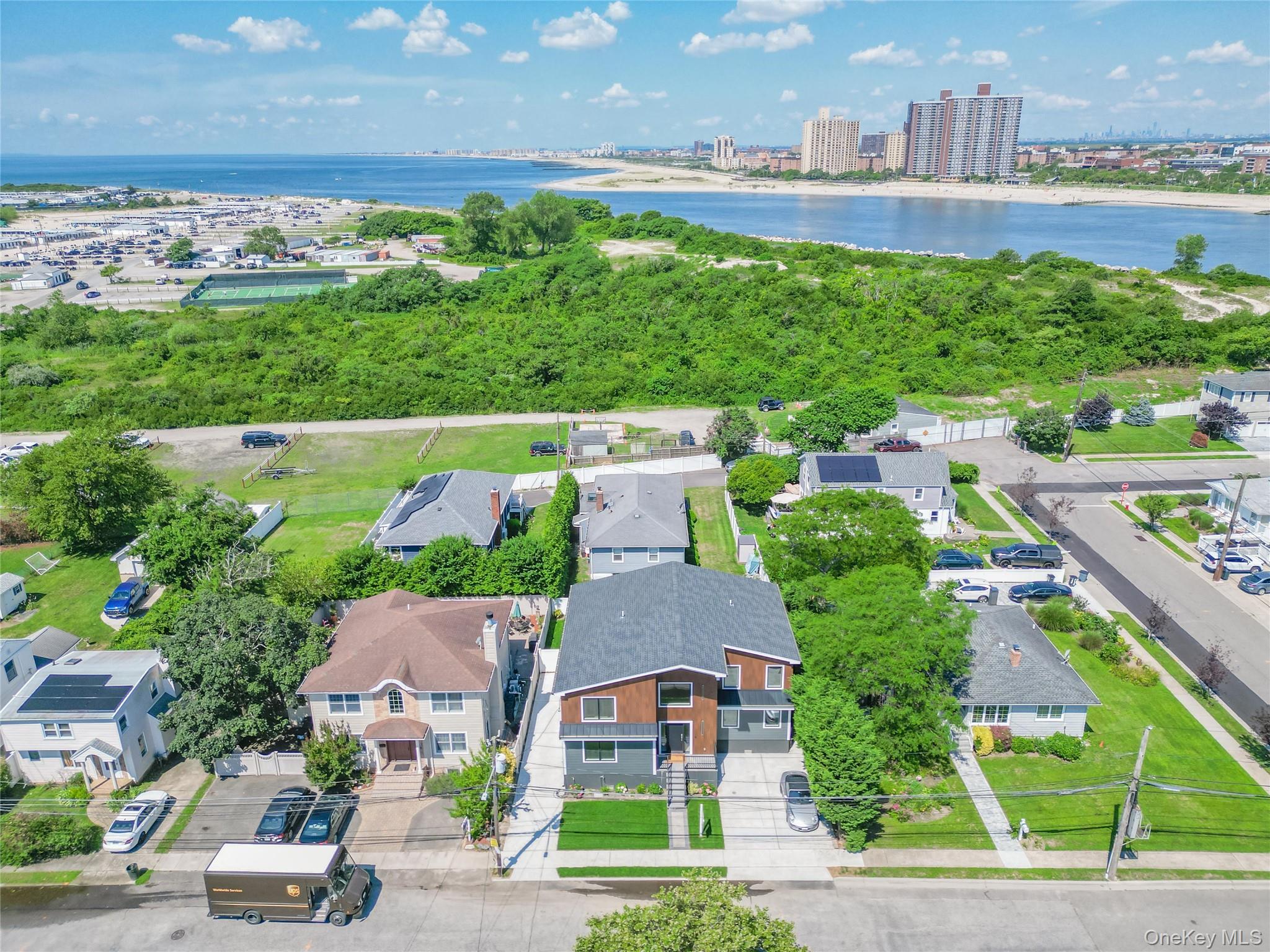 141 Flamingo Street, Atlantic Beach, NY 11509