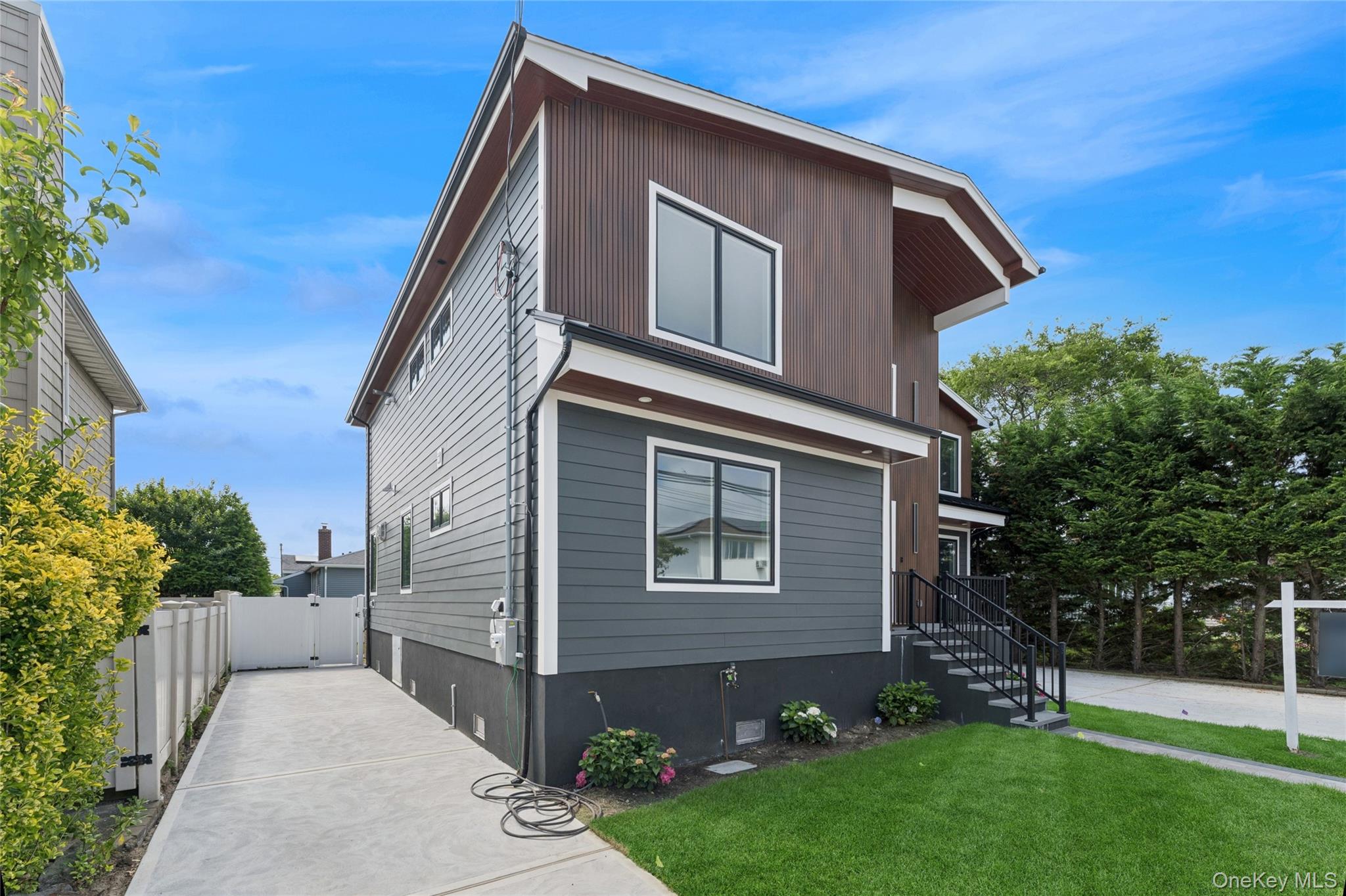 141 Flamingo Street, Atlantic Beach, NY 11509