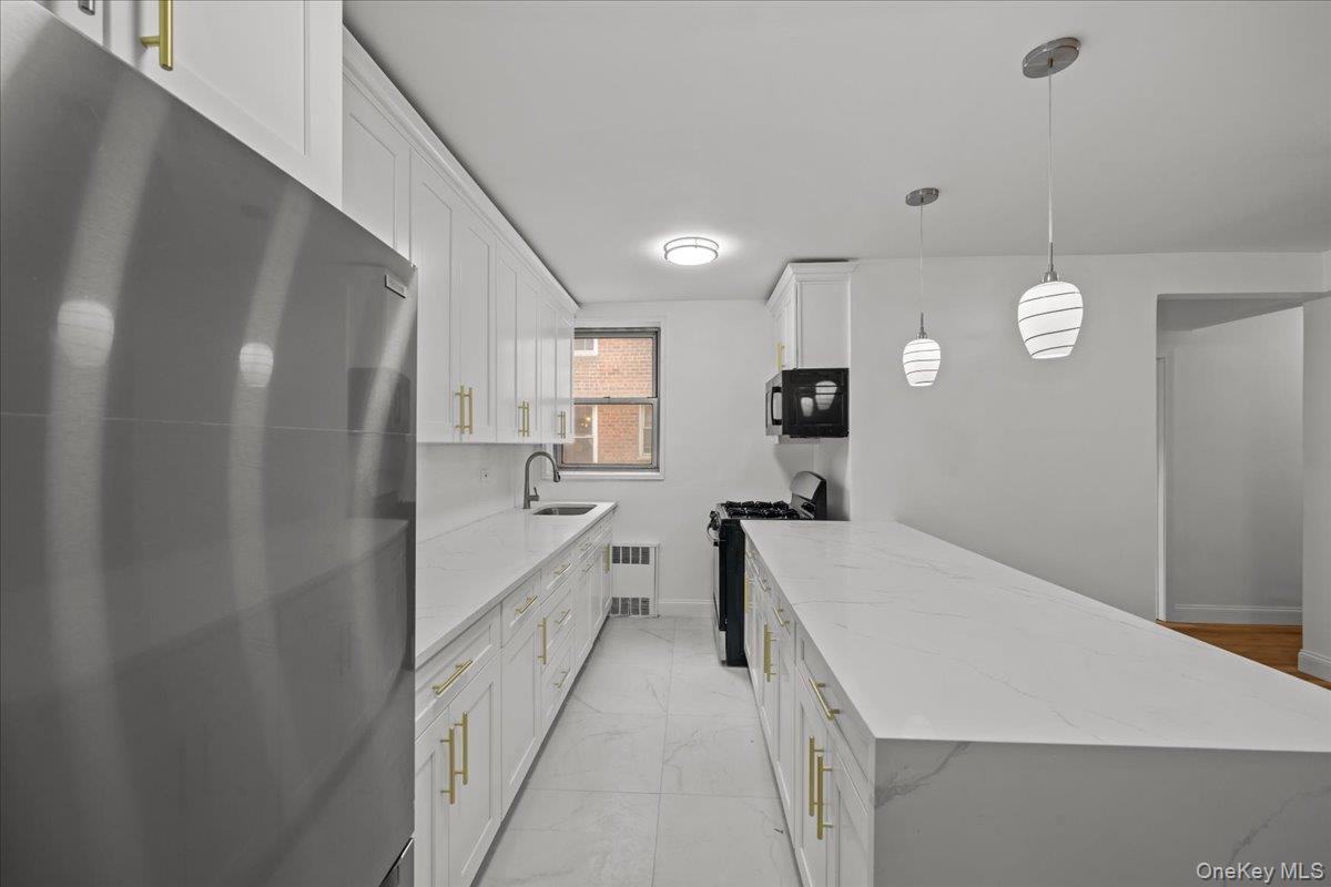 2107 Wallace Avenue # 4G, Bronx, NY 10462