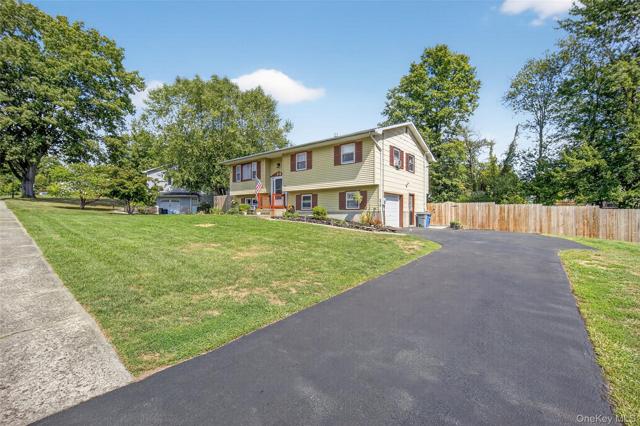 205 Oriole Drive, Montgomery, NY 12549