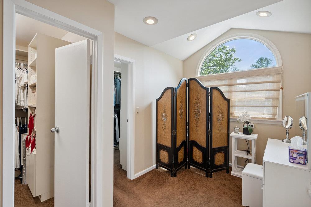 26 Hunt Court, Jericho, NY 11753