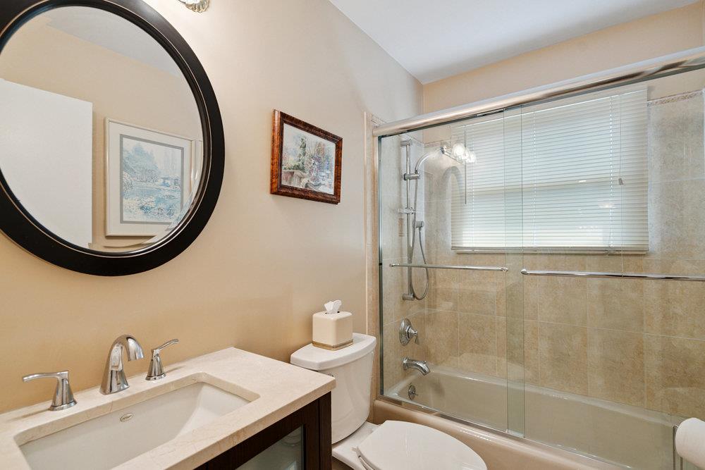 26 Hunt Court, Jericho, NY 11753