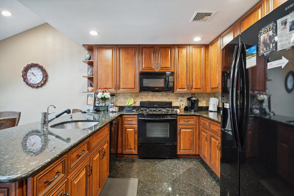 26 Hunt Court, Jericho, NY 11753