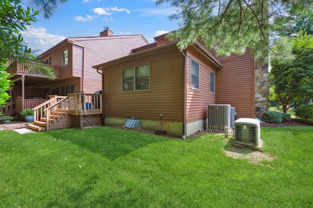 26 Hunt Court, Jericho, NY 11753