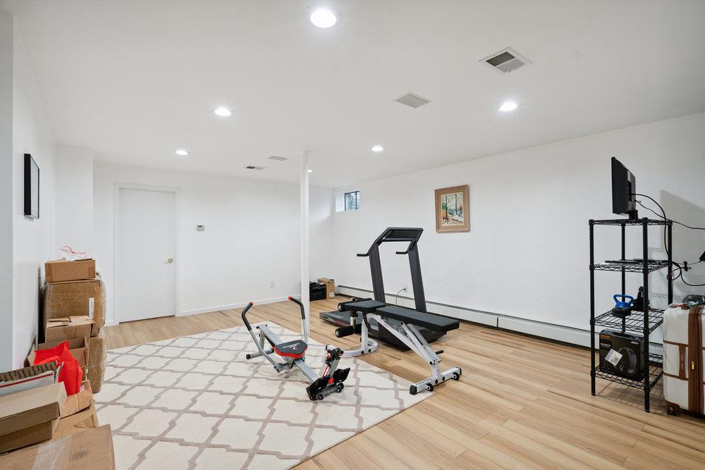 26 Hunt Court, Jericho, NY 11753