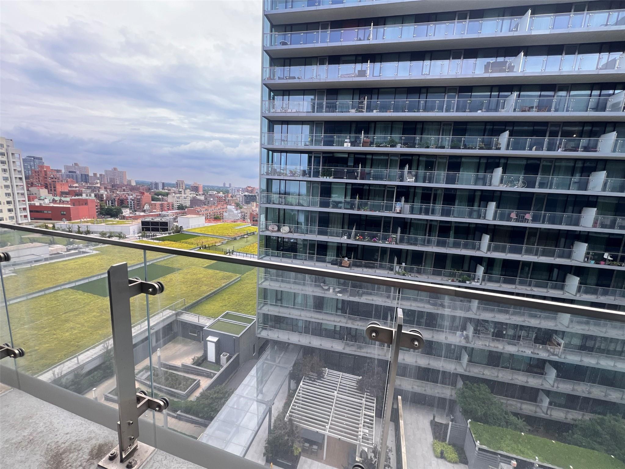 131-05 40 Road # 17T, Flushing, NY 11354