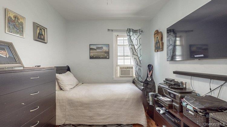 46-03 195th Street, Flushing, NY 11358