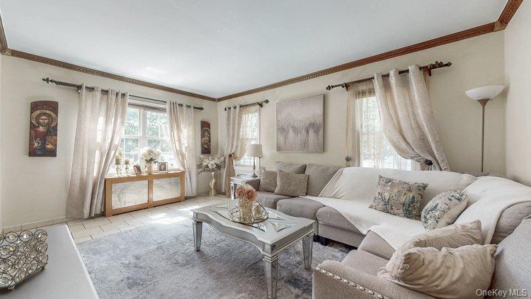 46-03 195th Street, Flushing, NY 11358