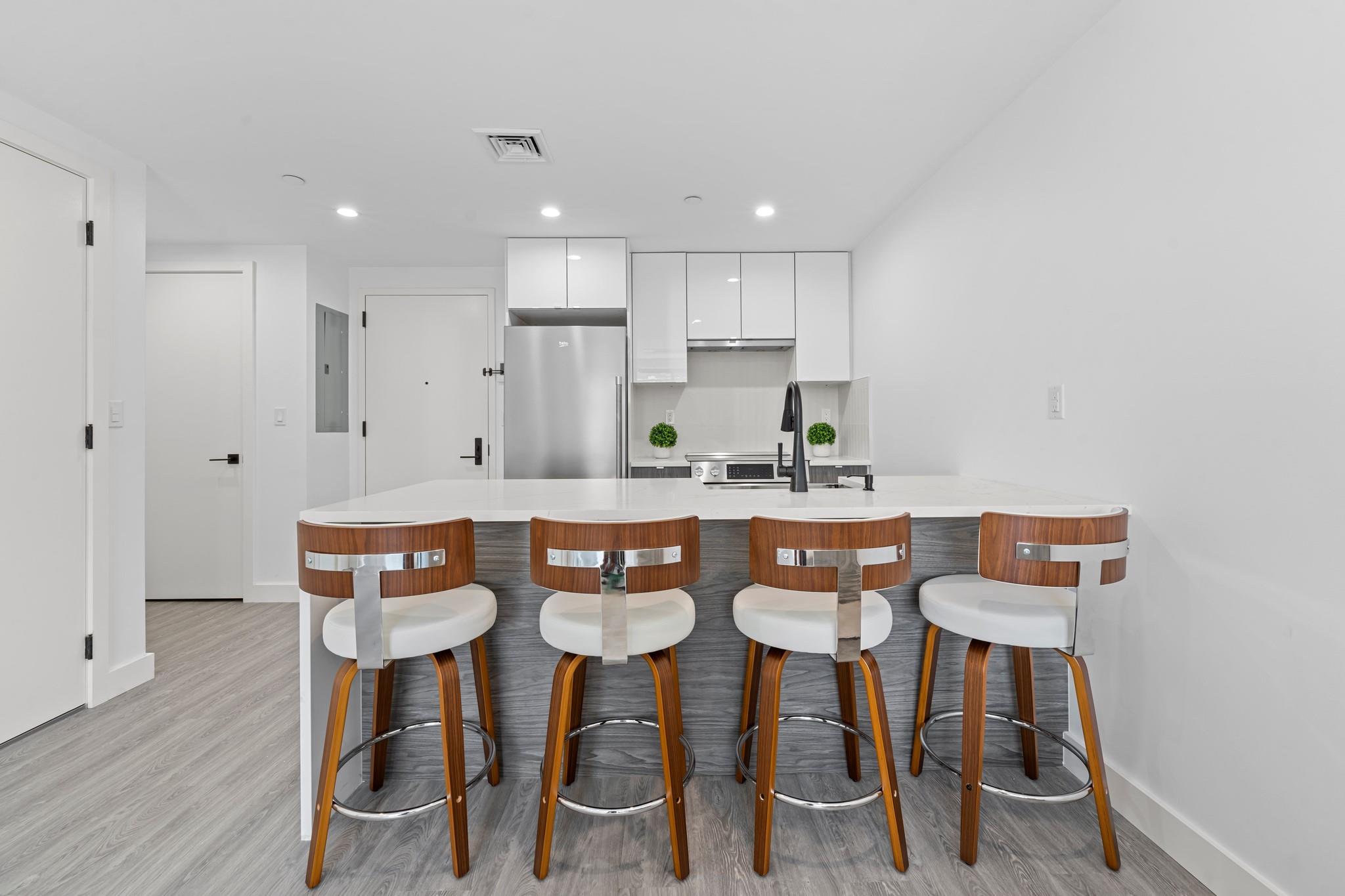 46-40 Vernon Boulevard # 2A, Long Island City, NY 11101