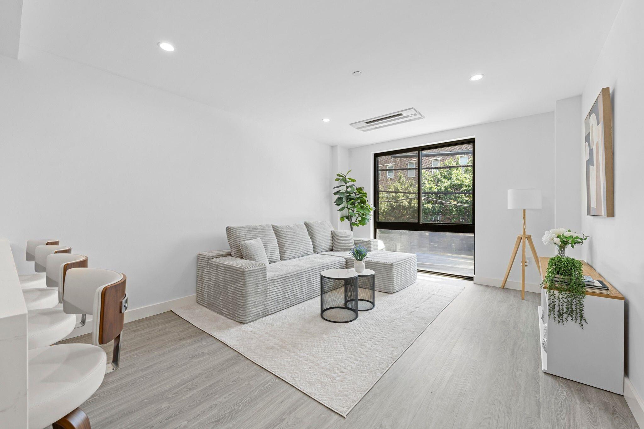 46-40 Vernon Boulevard # 2A, Long Island City, NY 11101