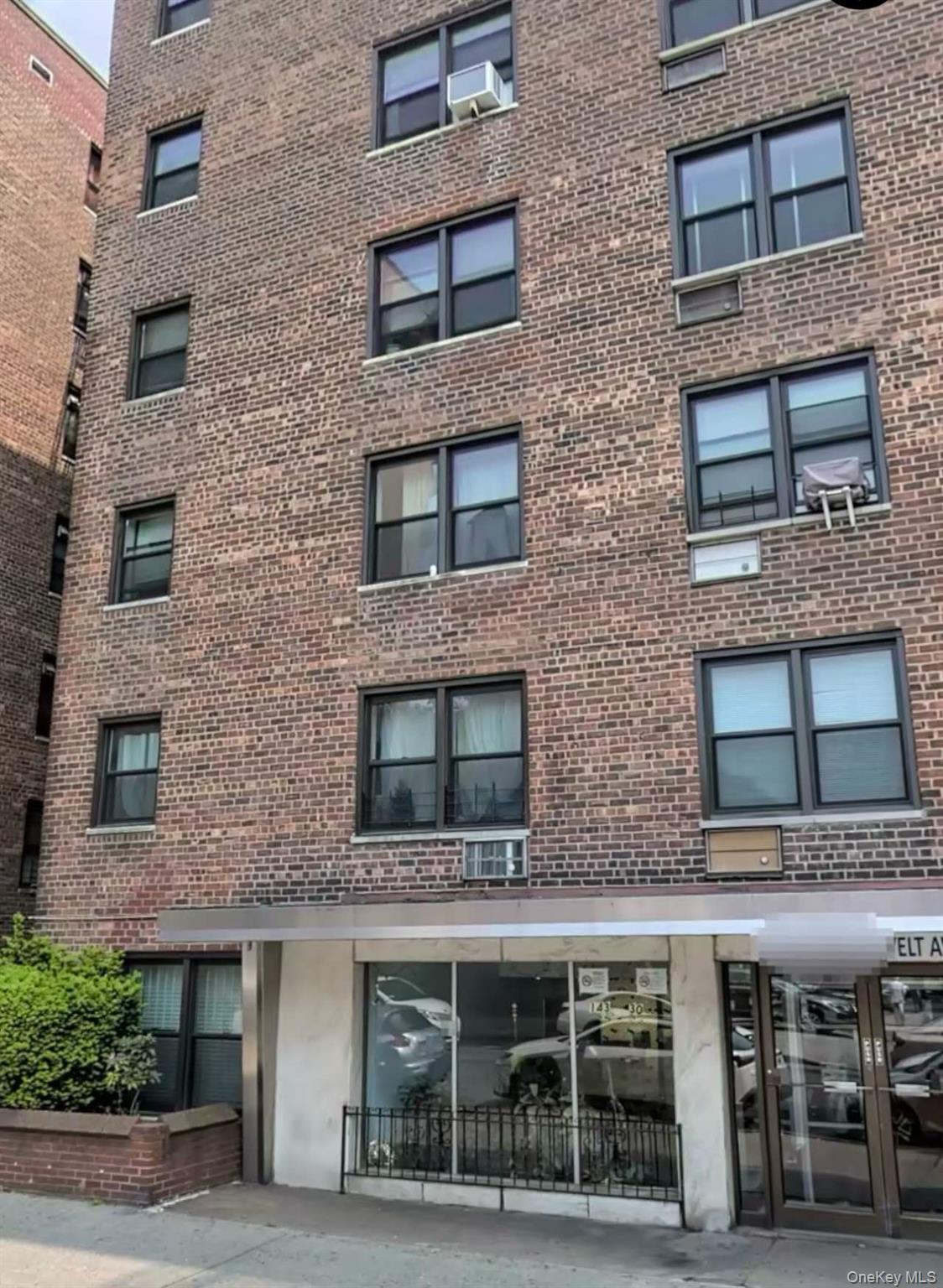 14330 Roosevelt # 5J, Flushing, NY 11354