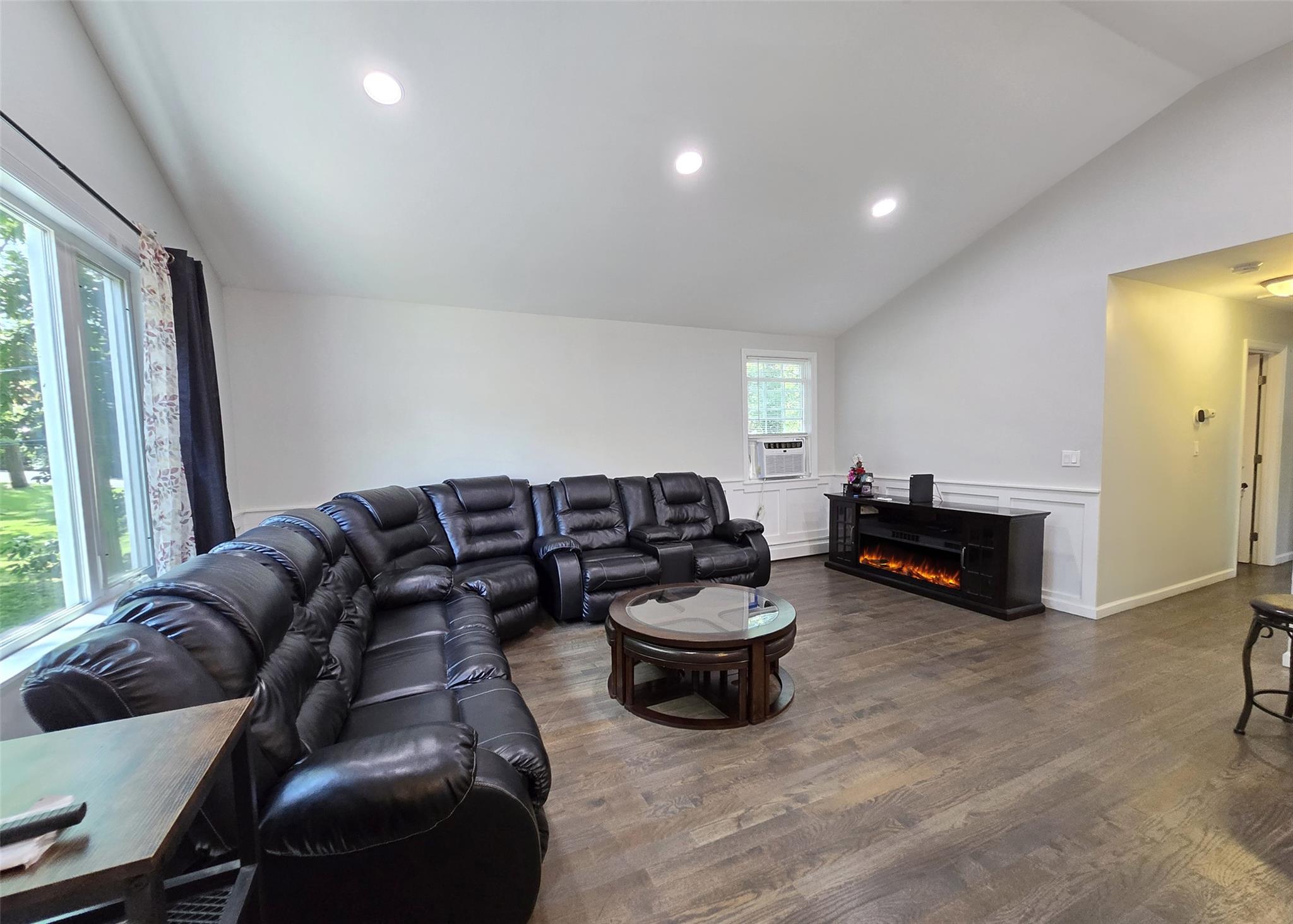 187 Carleton Drive E, Shirley, NY 11967