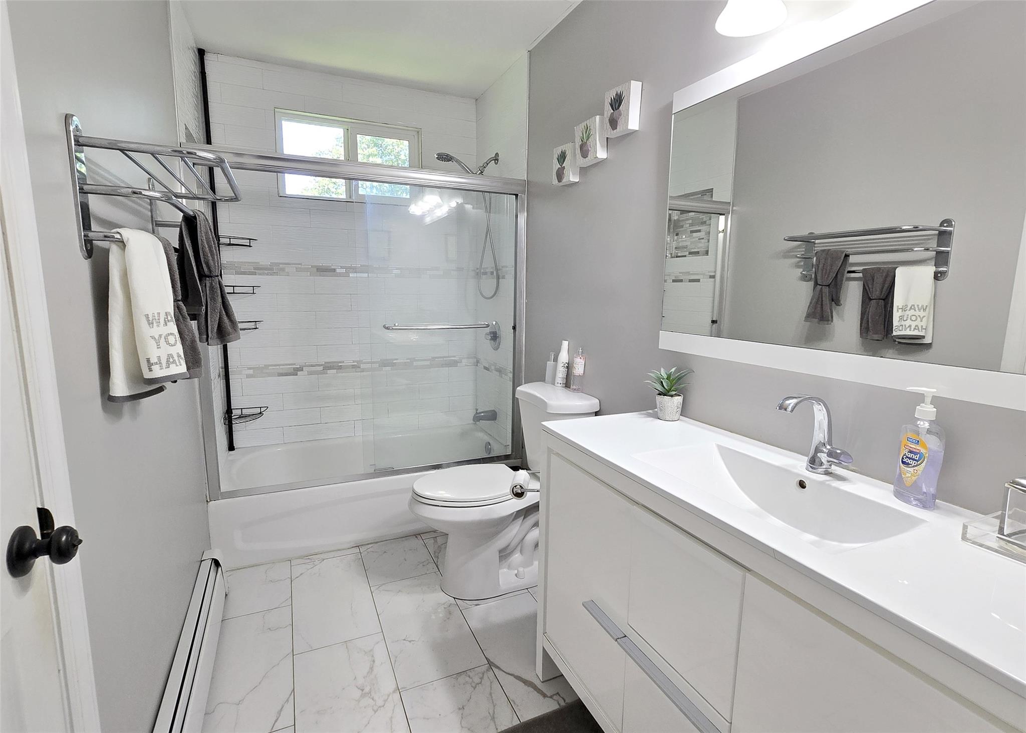 187 Carleton Drive E, Shirley, NY 11967