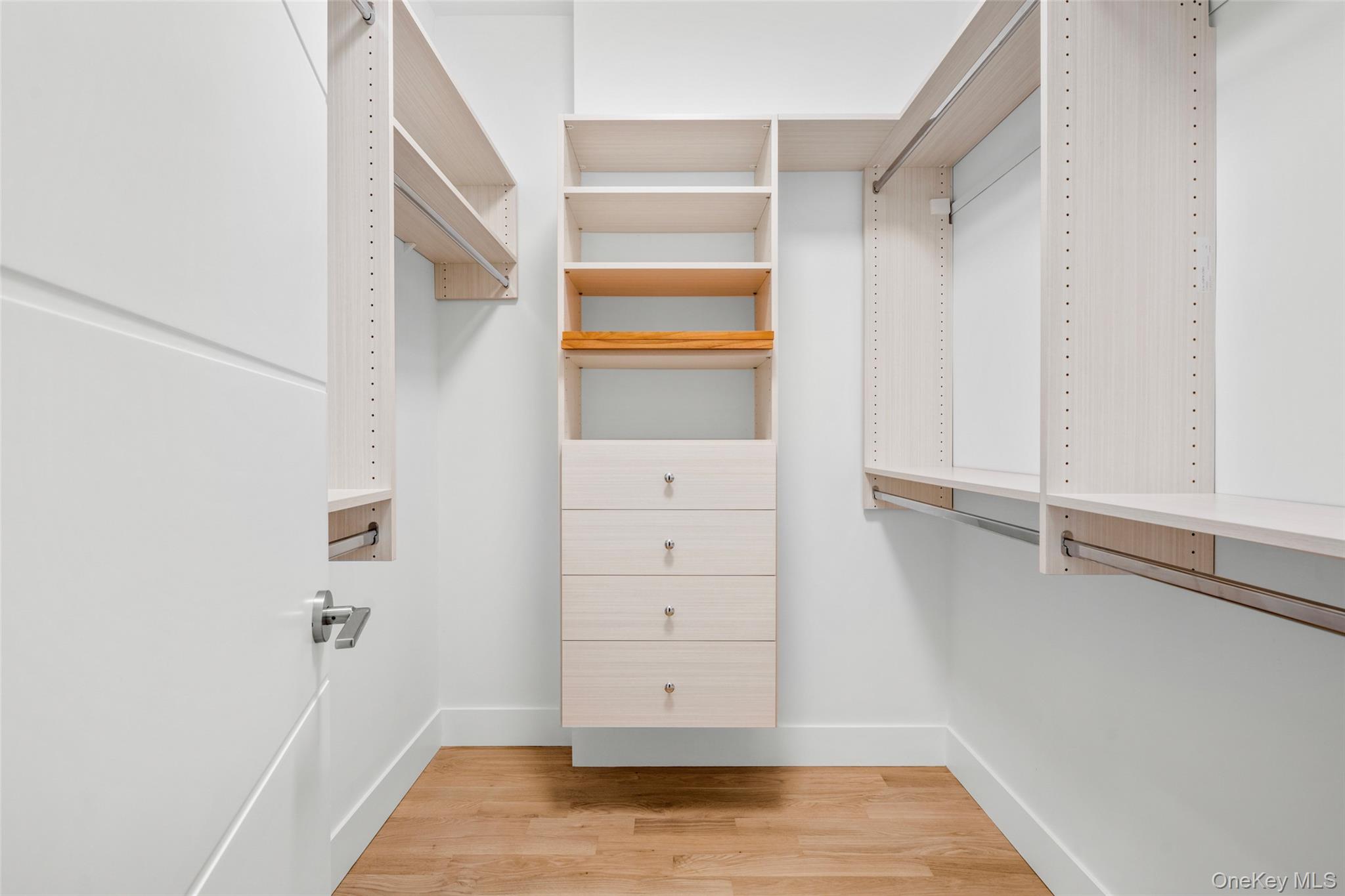 4 Burton Road, Larchmont, NY 10538