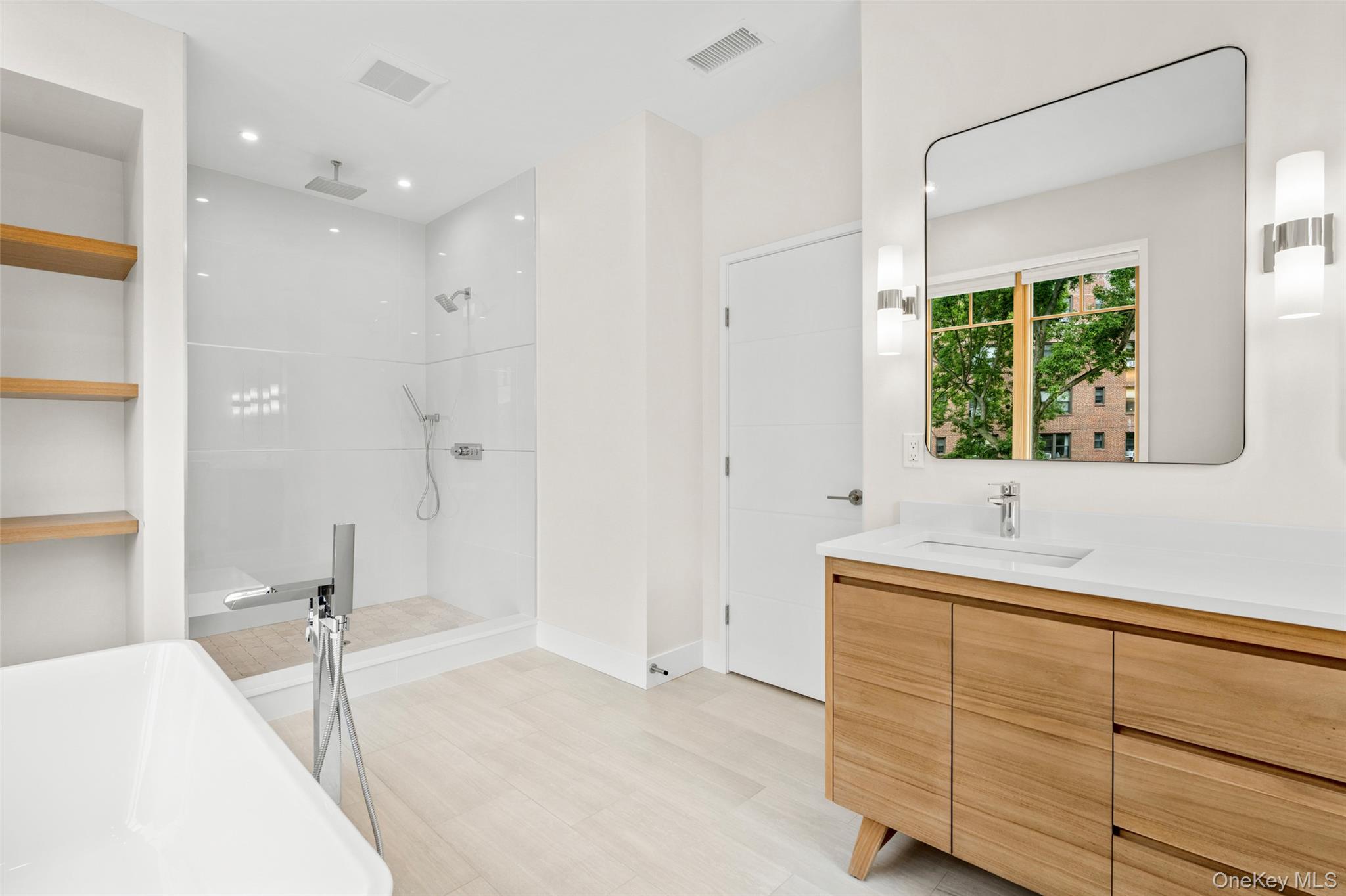 4 Burton Road, Larchmont, NY 10538