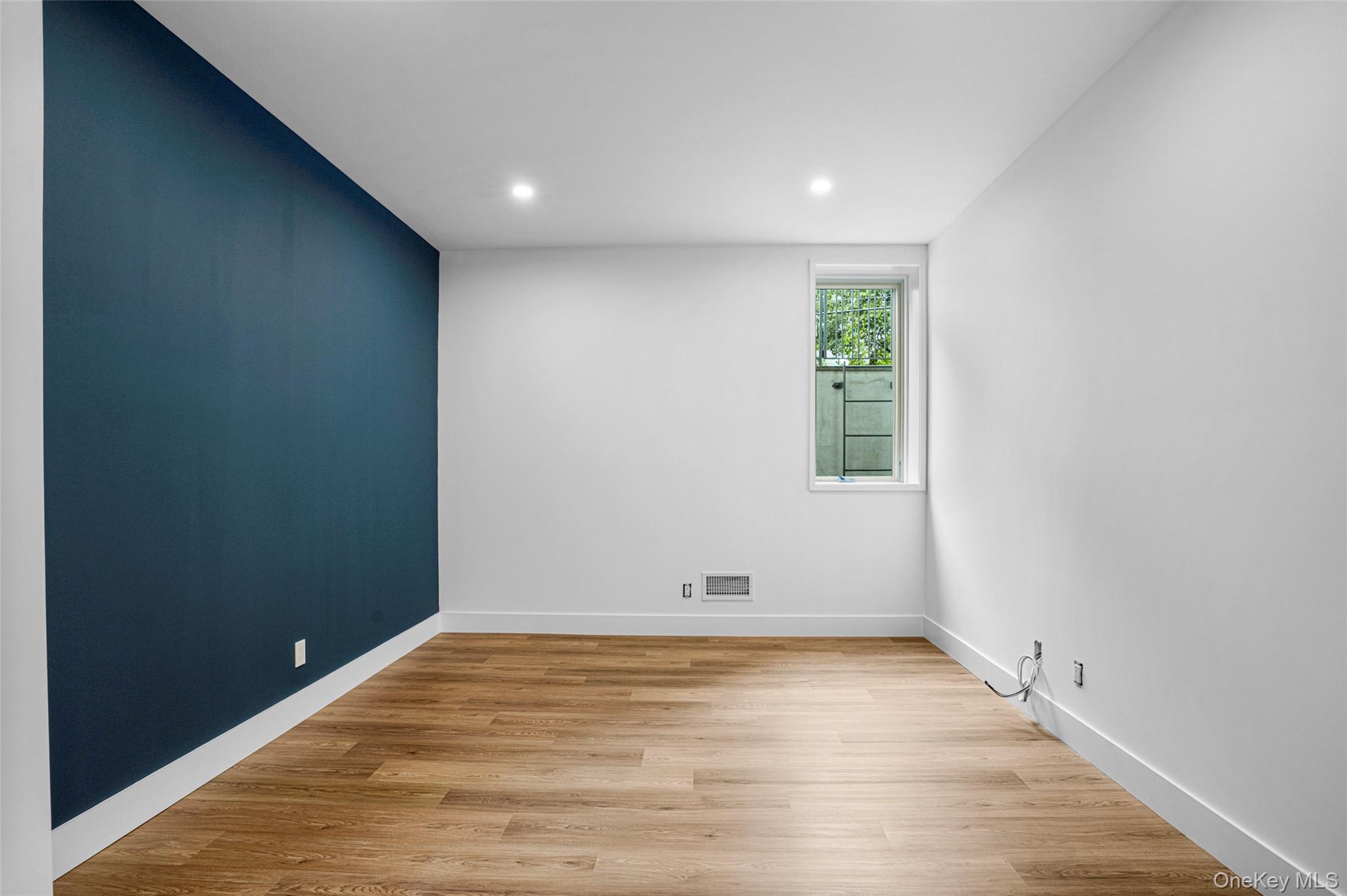 4 Burton Road, Larchmont, NY 10538