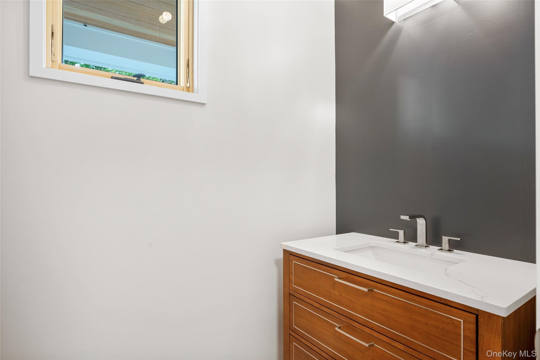 4 Burton Road, Larchmont, NY 10538