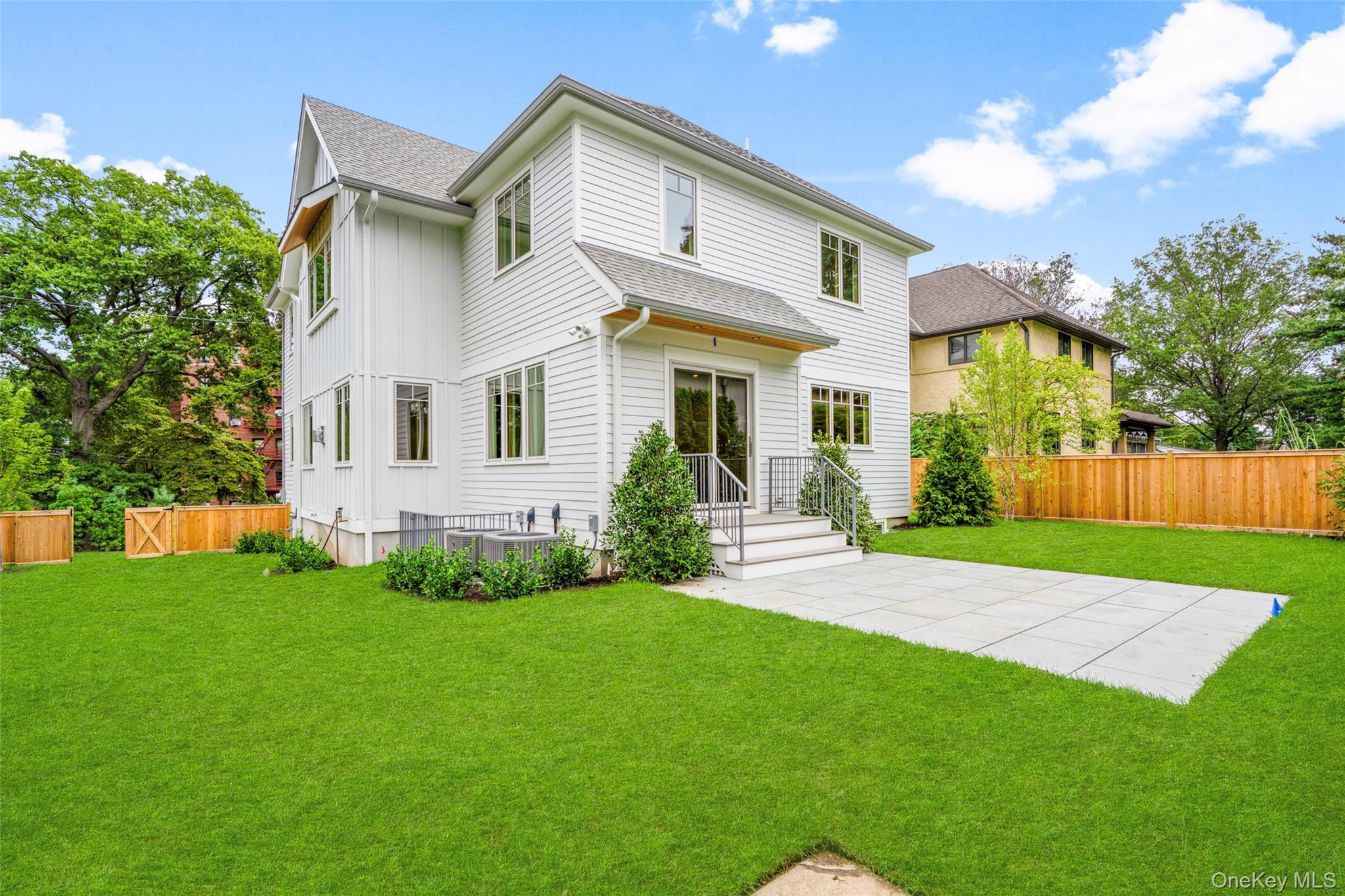 4 Burton Road, Larchmont, NY 10538