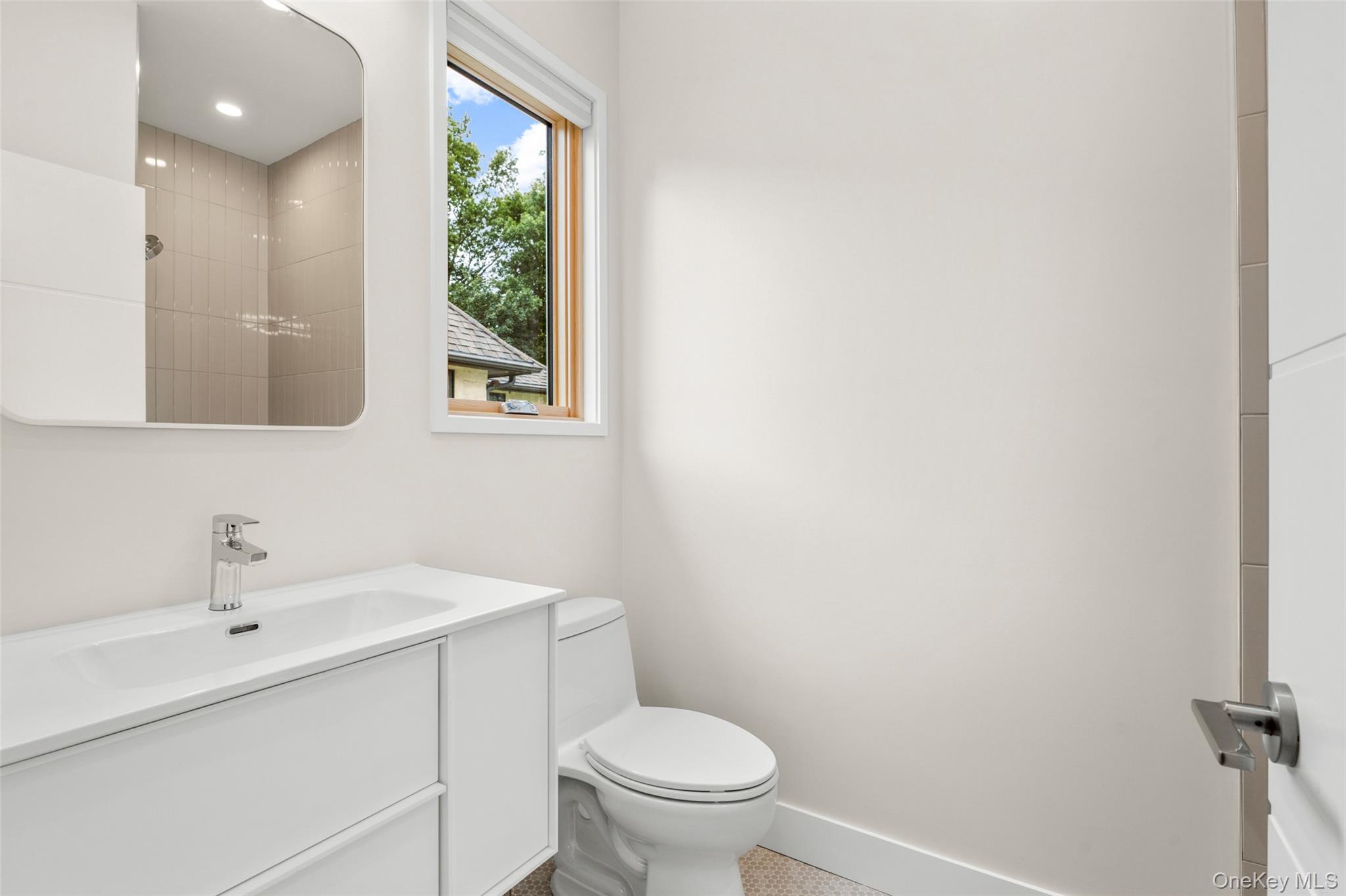 4 Burton Road, Larchmont, NY 10538