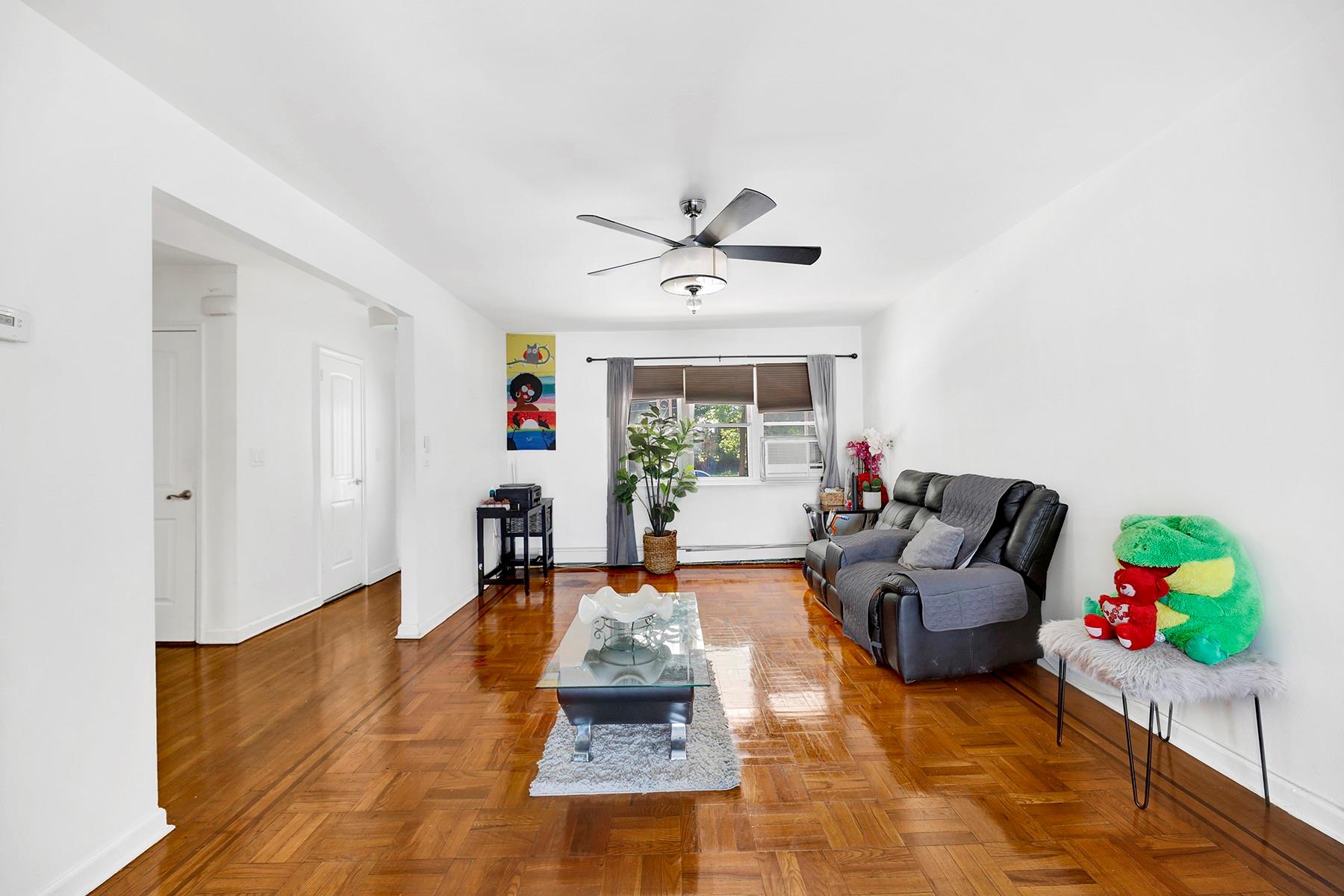 946 Balcom Avenue, Bronx, NY 10465