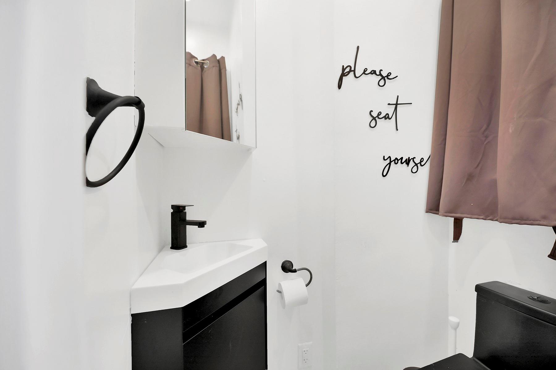 946 Balcom Avenue, Bronx, NY 10465