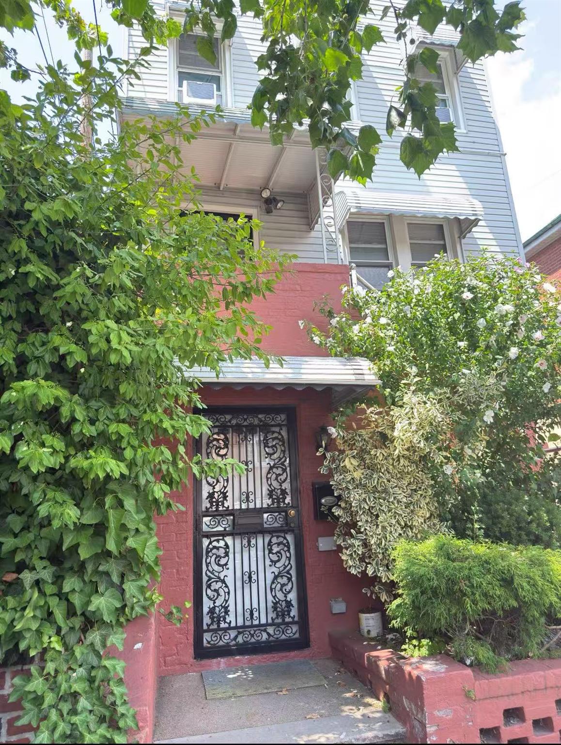 84-24 57th Road, Elmhurst, NY 11373