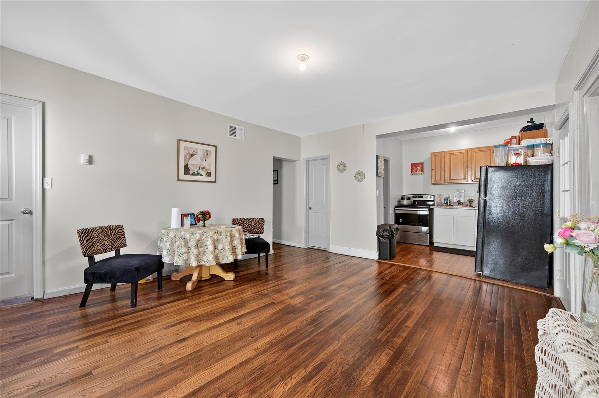 33 E Main Street, Blooming Grove, NY 10992