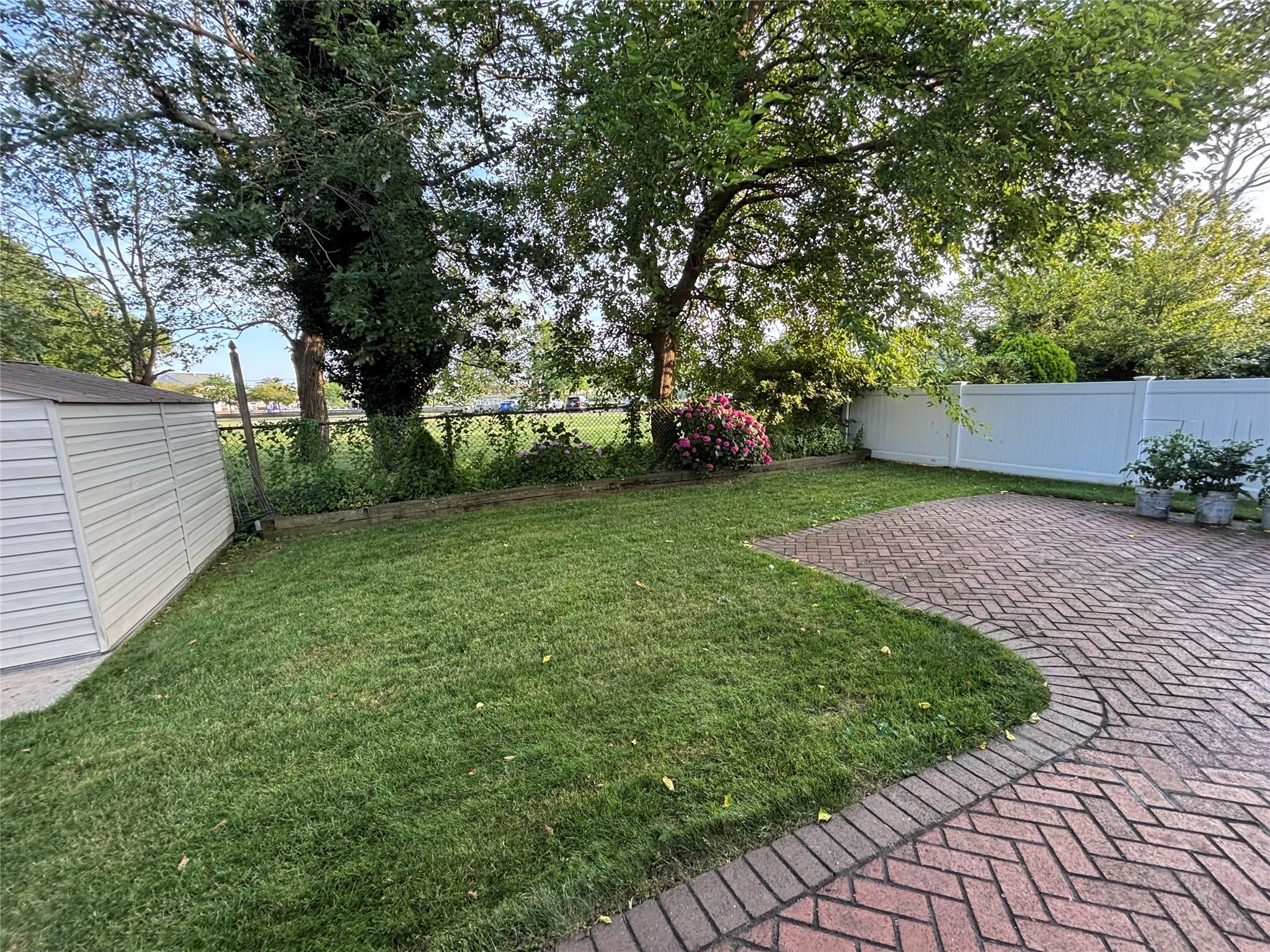 557 Southside Avenue, Freeport, NY 11520