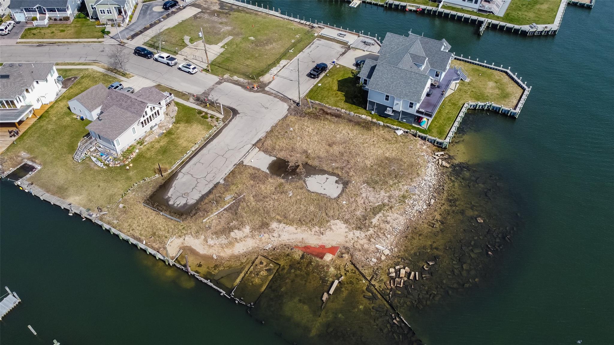 57-61 E Shore Drive, Babylon, NY 11702