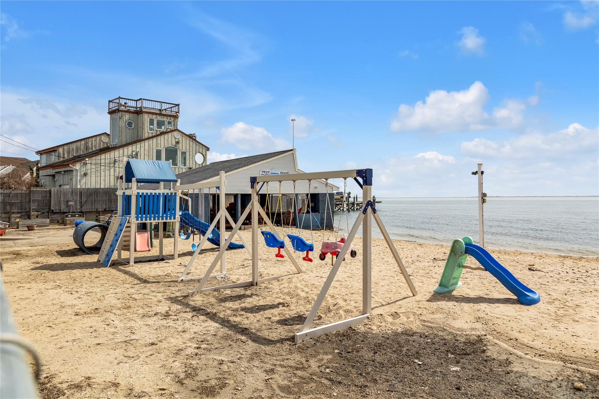 57-61 E Shore Drive, Babylon, NY 11702