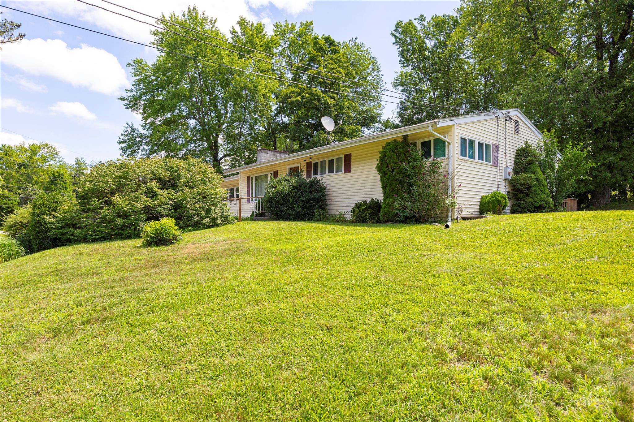 5 Norah Lane, Hyde Park, NY 12538