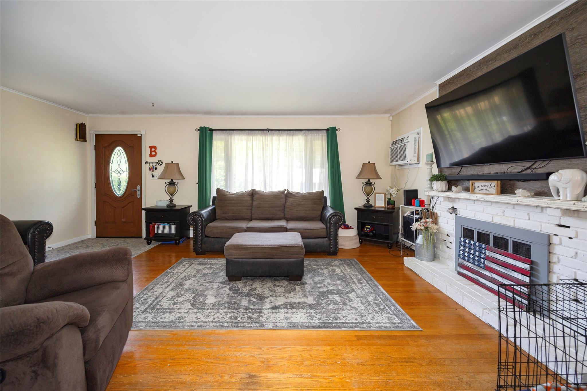 5 Norah Lane, Hyde Park, NY 12538