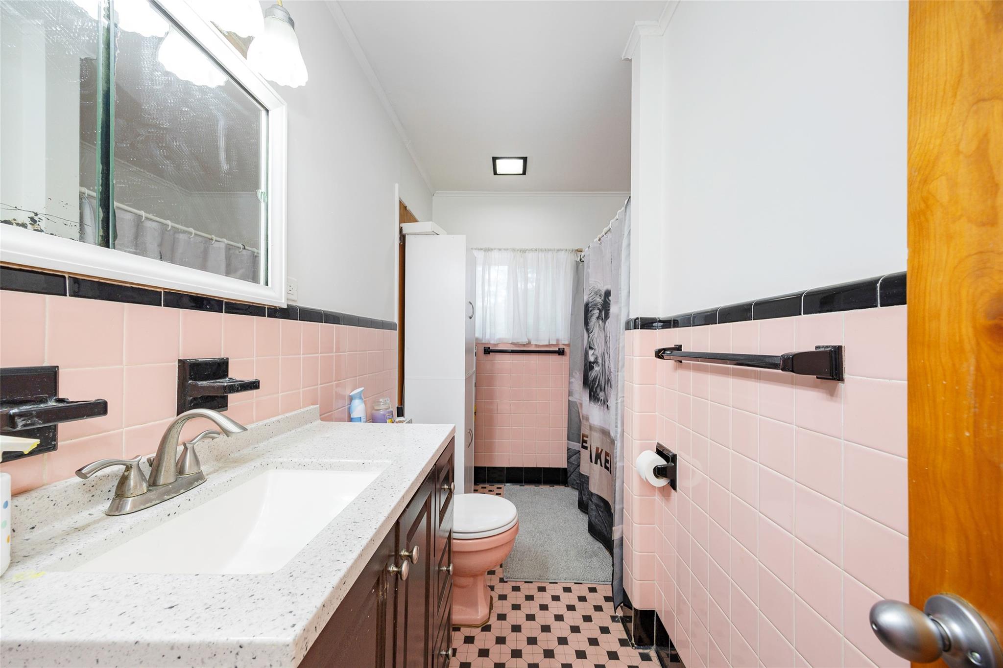 5 Norah Lane, Hyde Park, NY 12538